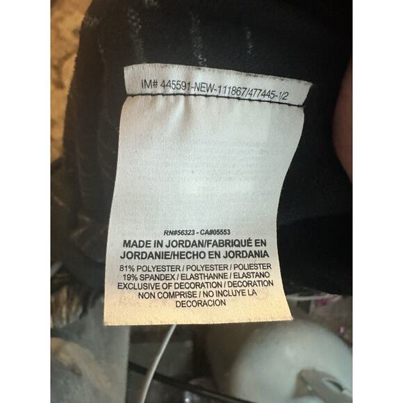 Nike Pro Top Womens Sz M Hyperwarm Training High Neck Logo Activewear Athleisure - Picture 4 of 7